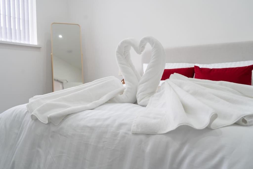 Stylish 1 Bed Apartment In Newly Refurbished Building W/ Parking & Wi-Fi Birmingham Ngoại thất bức ảnh